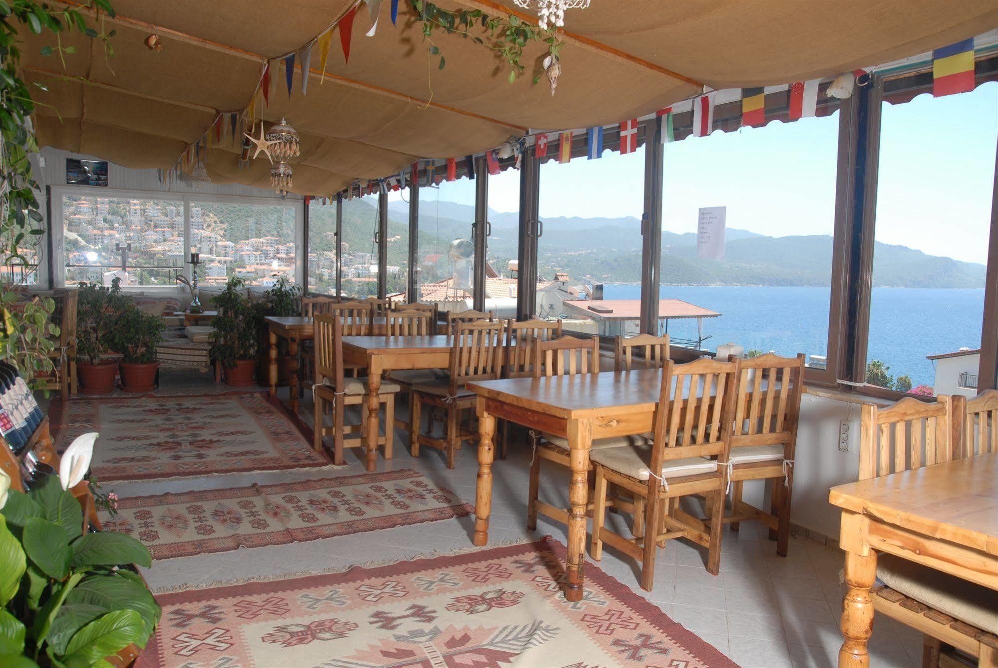 Ates Pension Hostel Kaş Luaran gambar